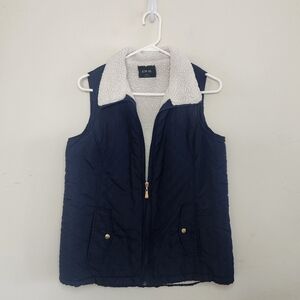 Women's Active USA Navy Blue Sherpa Lined Vest Sz Medium